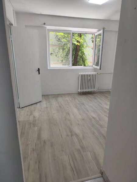 Teiul Doamnei nr 108, Parcul Tei, Facultatea Constructii, stradal, 23 mp